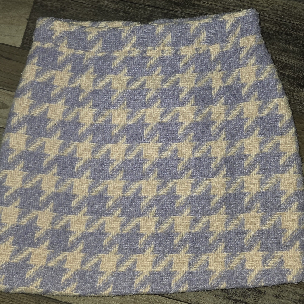 Houndstooth Tweed Mini Skirt in Lavender and‎ Cream